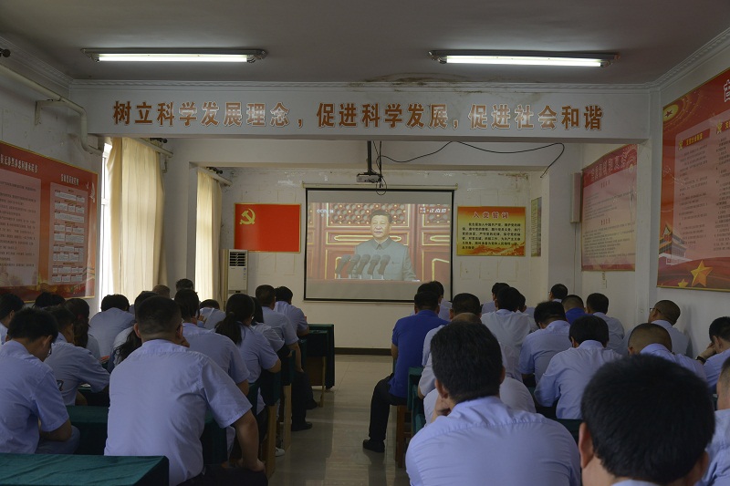 接受神圣的精神洗礼